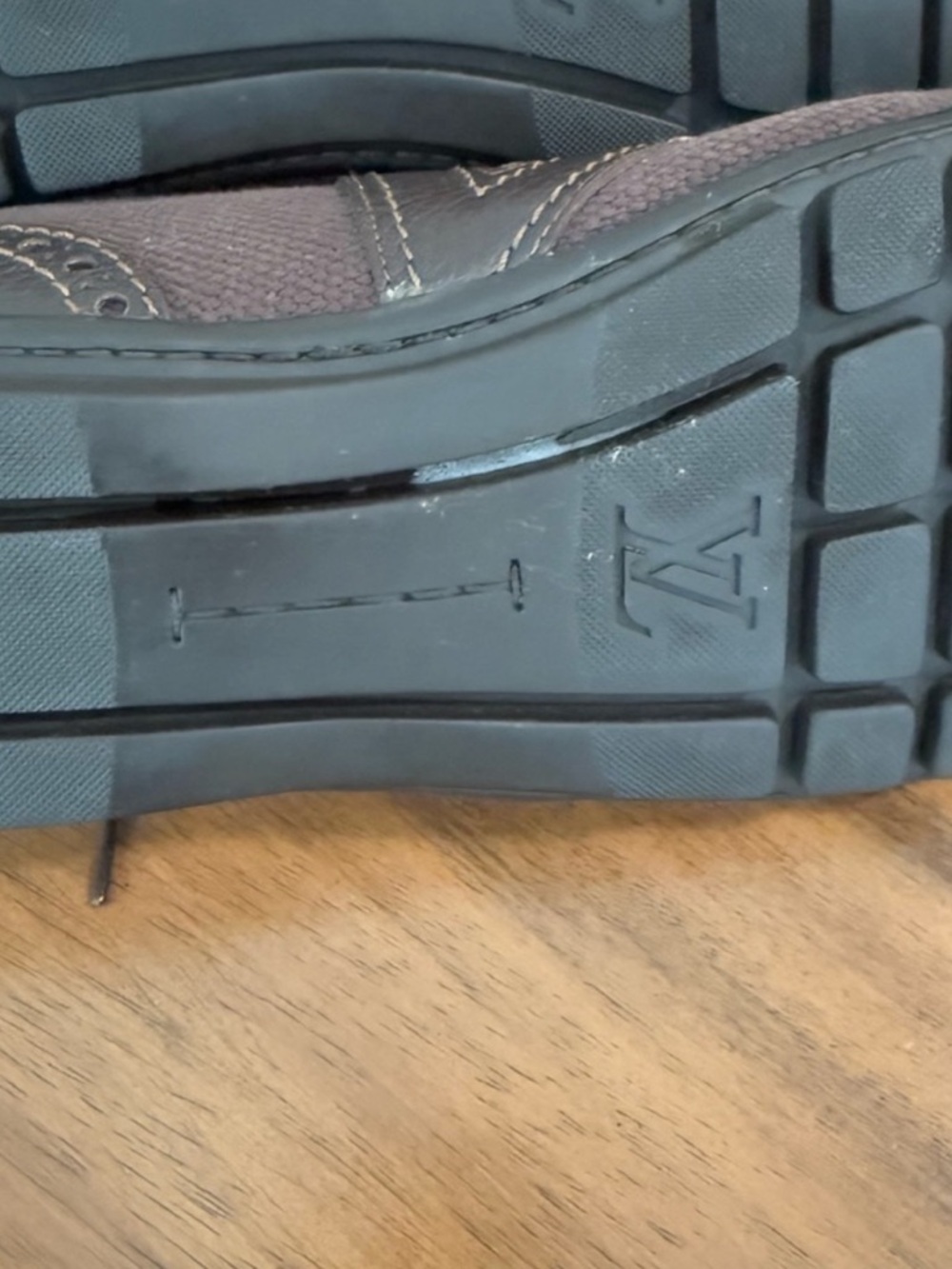 Louis Vuitton Men's Dark Brown Mixed-Material Sneakers size 10.5 - Picture 15 of 16